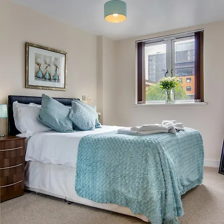 Apartment Diamond - Cutlass Court *