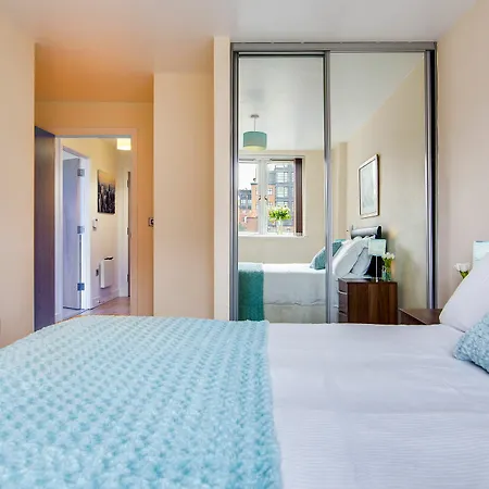 Apartment Diamond - Cutlass Court *
