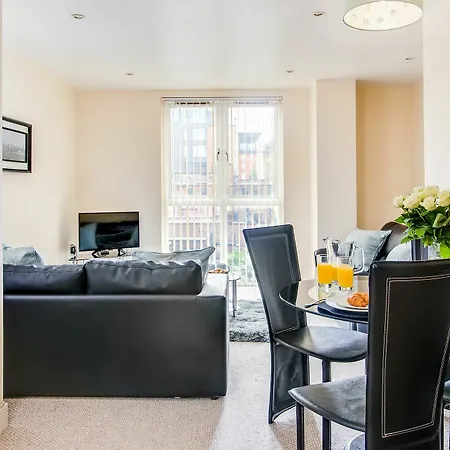 Diamond - Cutlass Court Apartment *